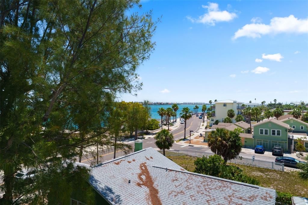 For Sale: $1,750,000 (3 beds, 2 baths, 2743 Square Feet)