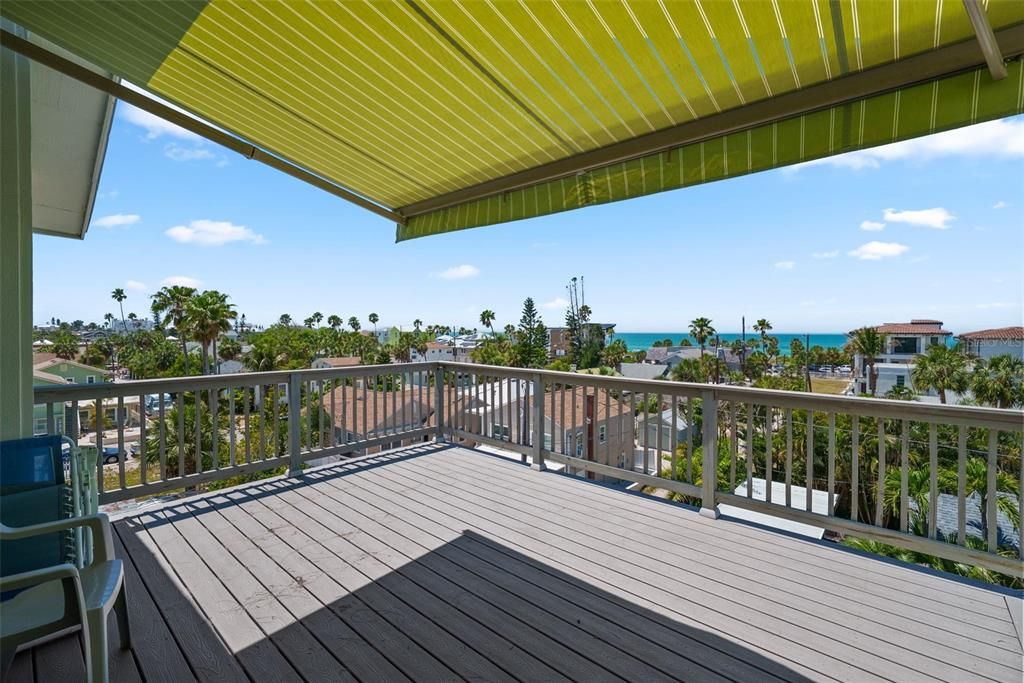 For Sale: $1,750,000 (3 beds, 2 baths, 2743 Square Feet)