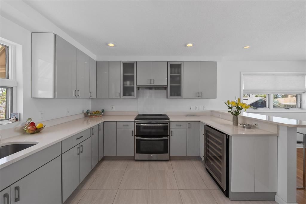 For Sale: $1,750,000 (3 beds, 2 baths, 2743 Square Feet)