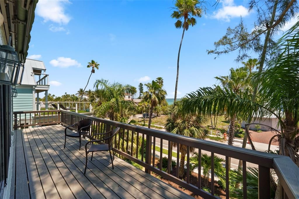 For Sale: $1,750,000 (3 beds, 2 baths, 2743 Square Feet)