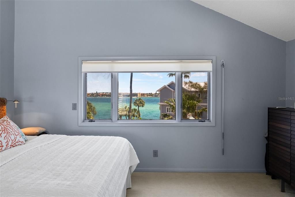 For Sale: $1,750,000 (3 beds, 2 baths, 2743 Square Feet)