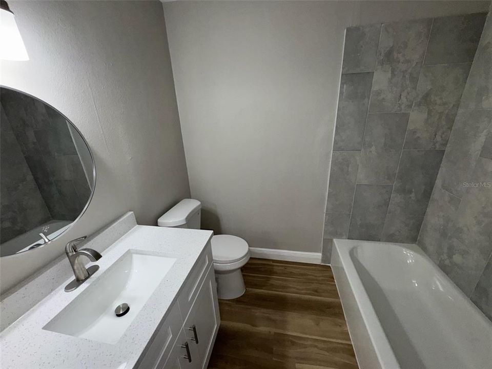 Active With Contract: $369,900 (3 beds, 2 baths, 1305 Square Feet)