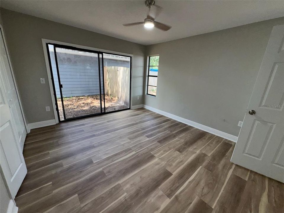 Active With Contract: $369,900 (3 beds, 2 baths, 1305 Square Feet)