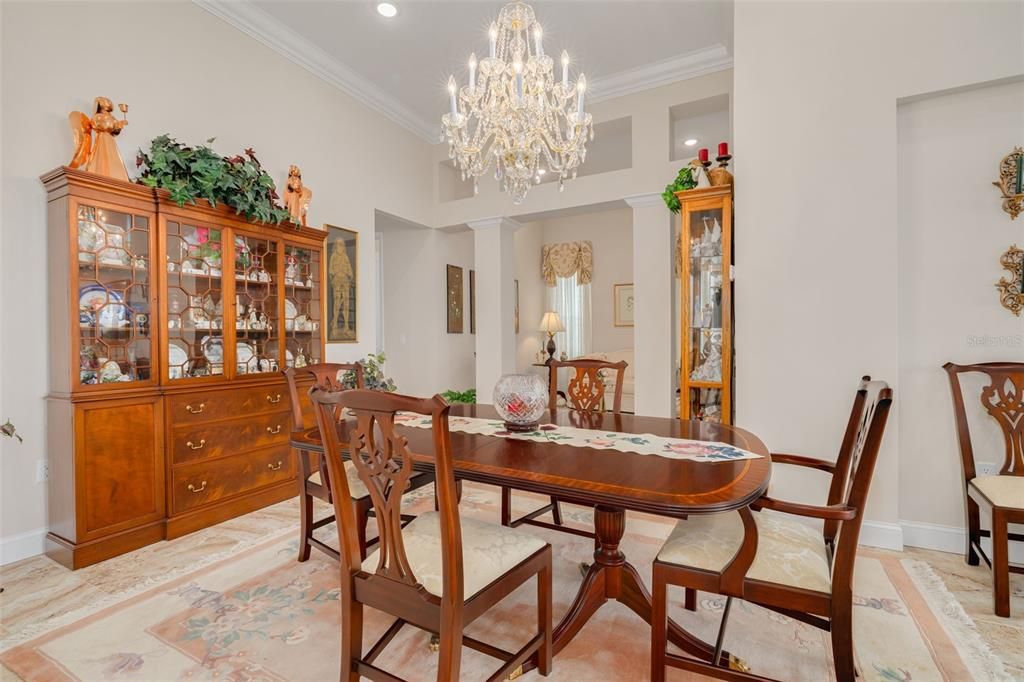 En Venta: $1,249,000 (4 camas, 3 baños, 3749 Pies cuadrados)
