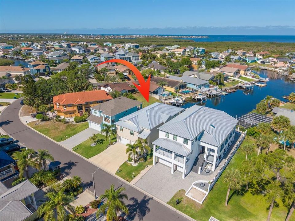 En Venta: $1,249,000 (4 camas, 3 baños, 3749 Pies cuadrados)