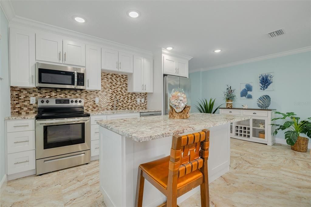 En Venta: $1,249,000 (4 camas, 3 baños, 3749 Pies cuadrados)
