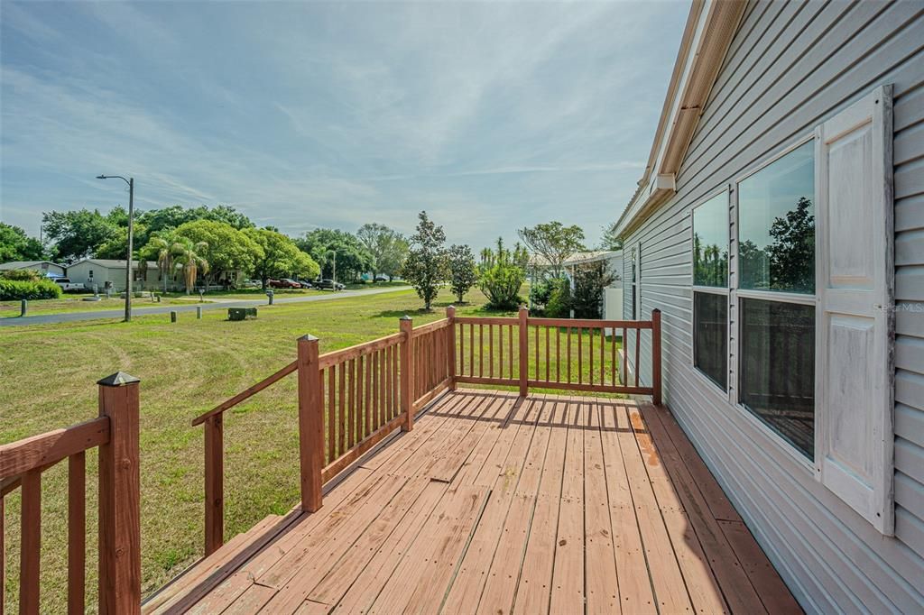 For Sale: $250,000 (4 beds, 2 baths, 1620 Square Feet)
