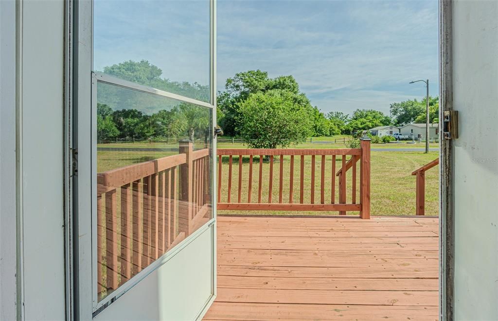 For Sale: $250,000 (4 beds, 2 baths, 1620 Square Feet)