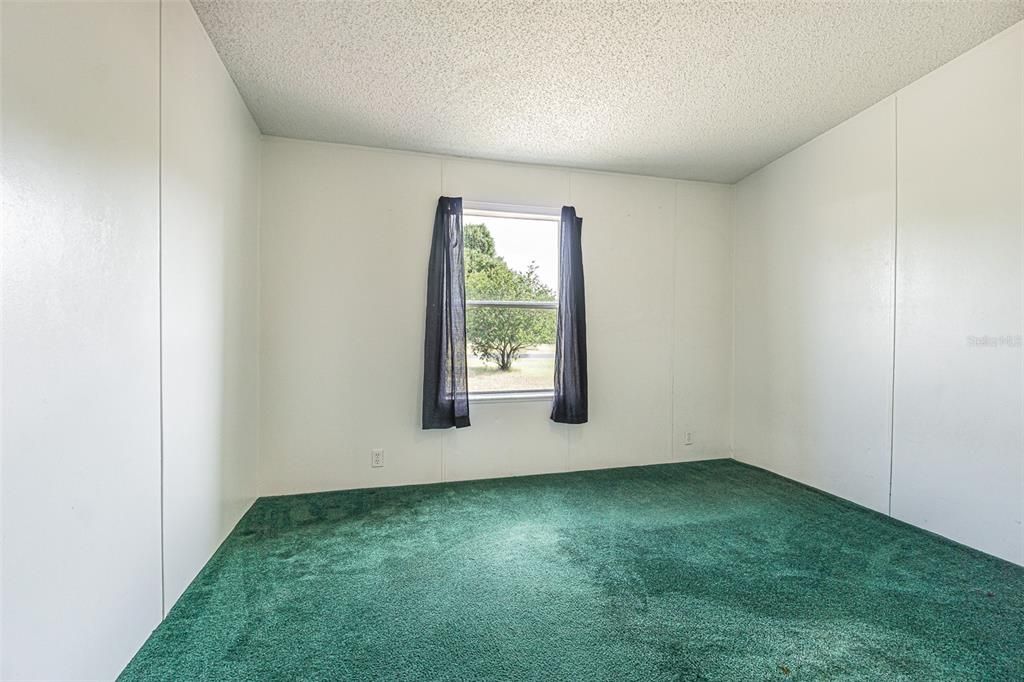 For Sale: $250,000 (4 beds, 2 baths, 1620 Square Feet)