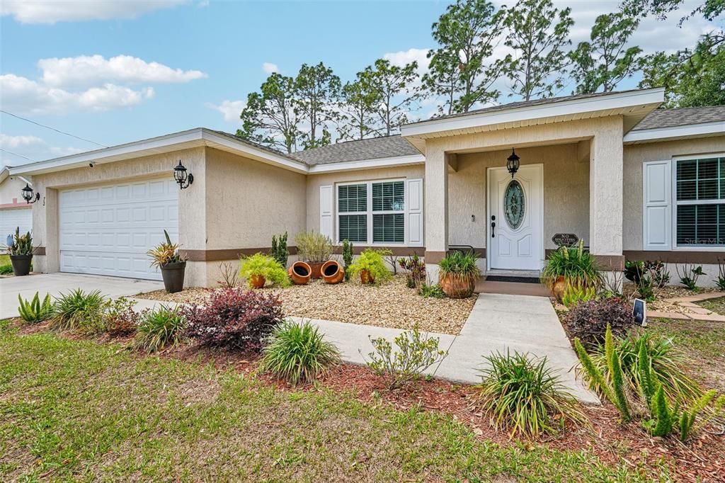 Active With Contract: $269,000 (3 beds, 2 baths, 1412 Square Feet)