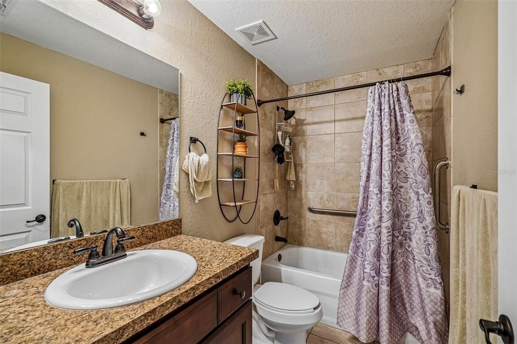 Active With Contract: $269,000 (3 beds, 2 baths, 1412 Square Feet)
