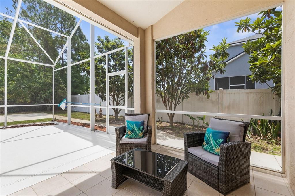 Activo con contrato: $519,900 (4 camas, 2 baños, 3684 Pies cuadrados)