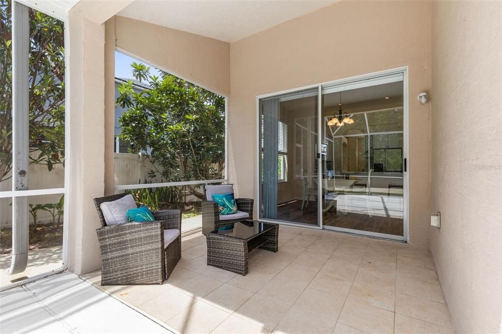 Activo con contrato: $519,900 (4 camas, 2 baños, 3684 Pies cuadrados)