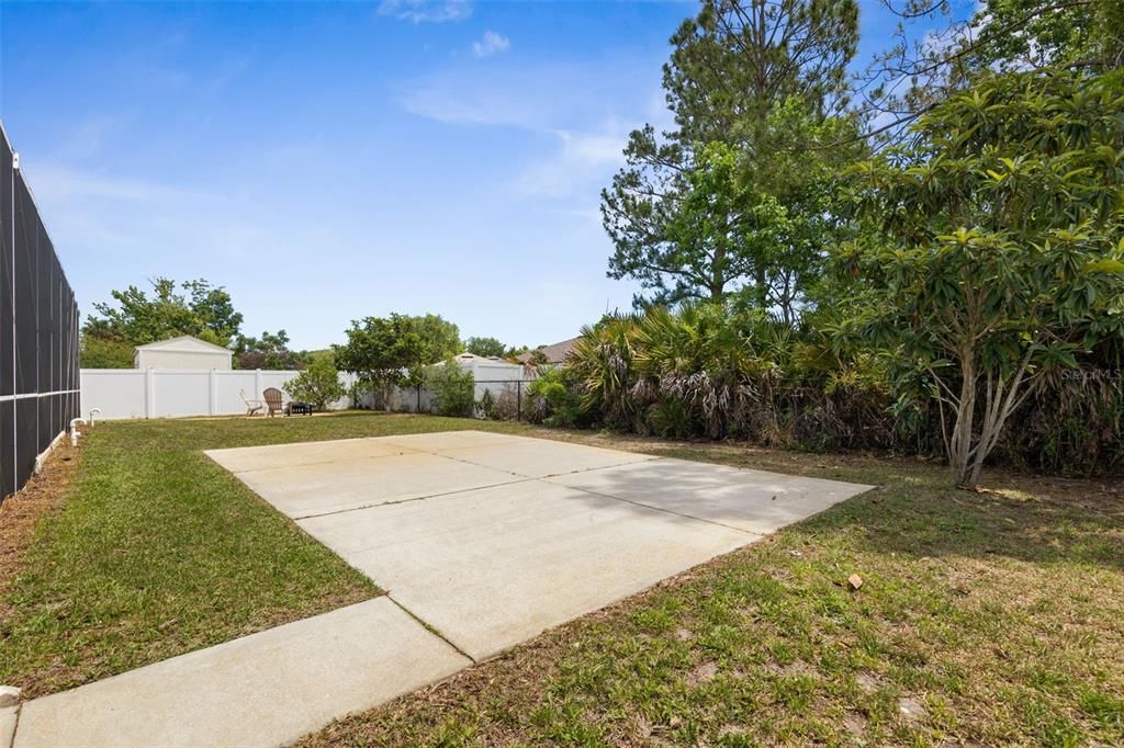 Activo con contrato: $519,900 (4 camas, 2 baños, 3684 Pies cuadrados)