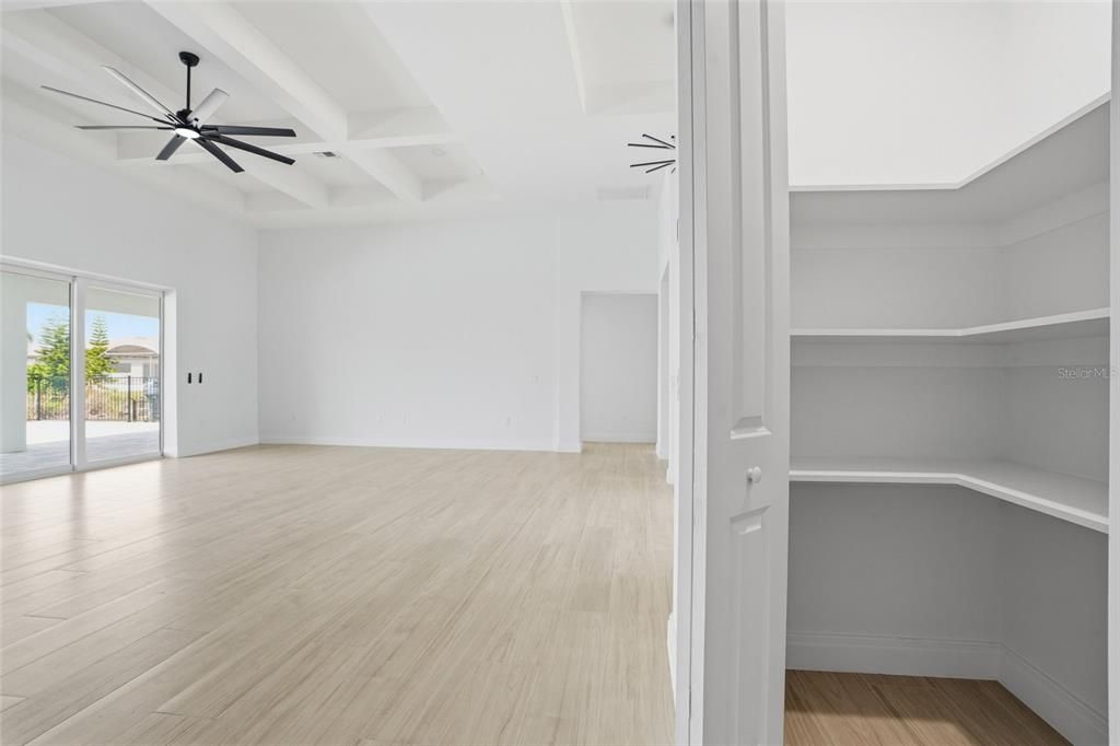 На продажу: $944,900 (3 спален, 3 ванн, 2471 Квадратных фут)