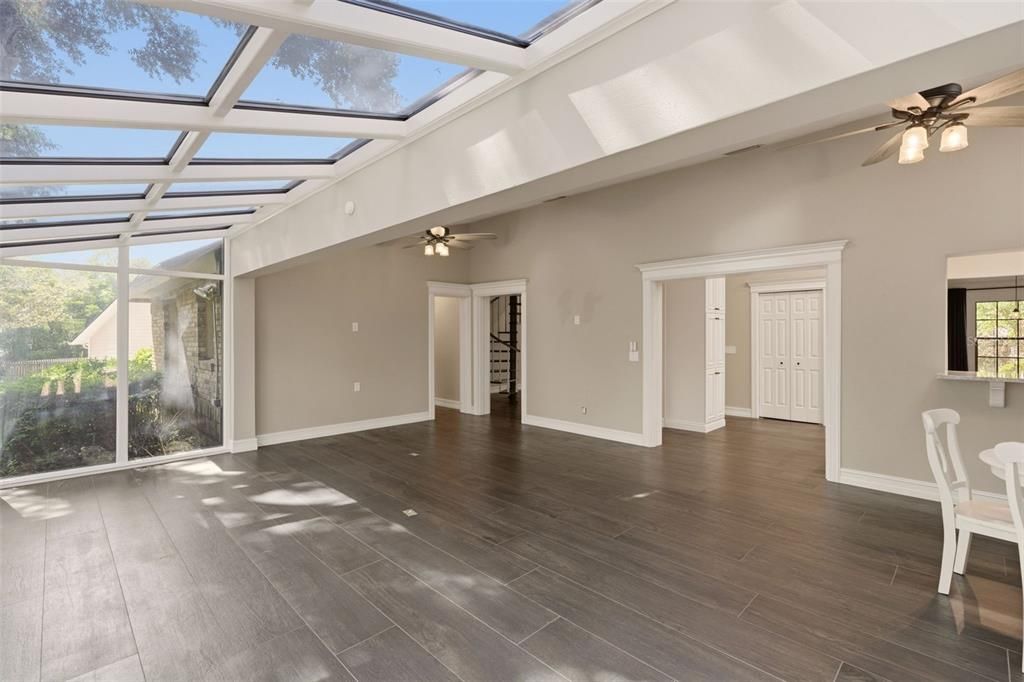 Active With Contract: $620,000 (4 beds, 3 baths, 2787 Square Feet)