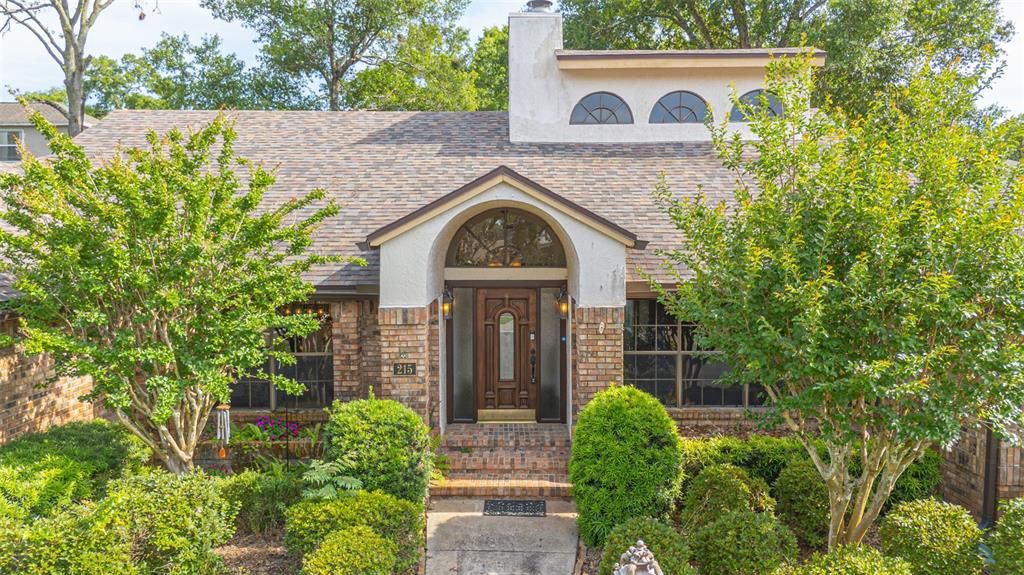 Active With Contract: $620,000 (4 beds, 3 baths, 2787 Square Feet)