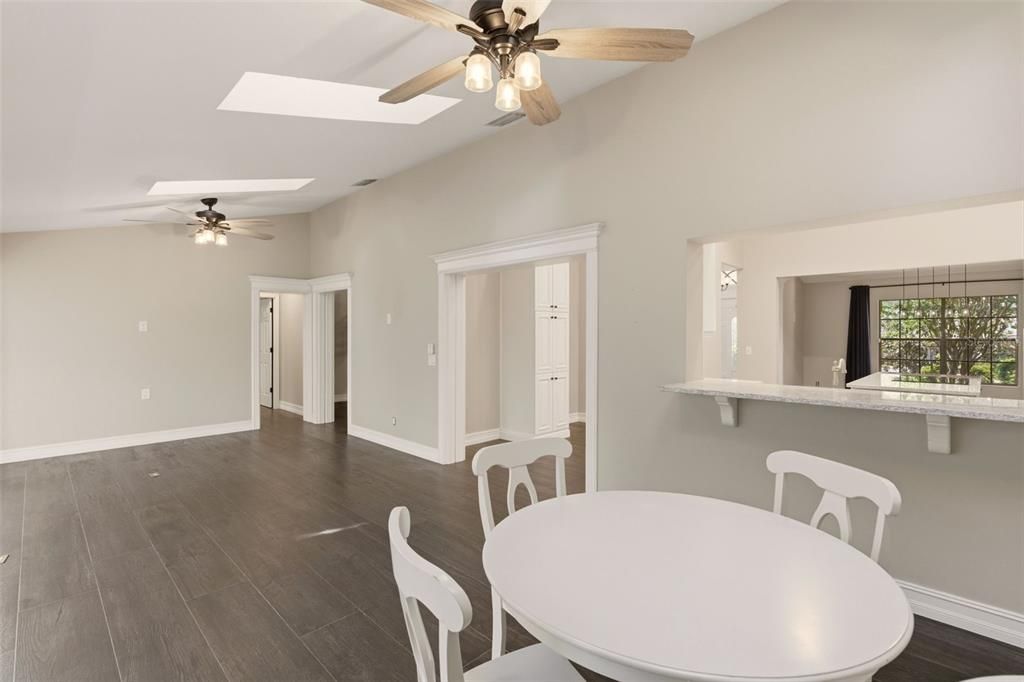Active With Contract: $620,000 (4 beds, 3 baths, 2787 Square Feet)