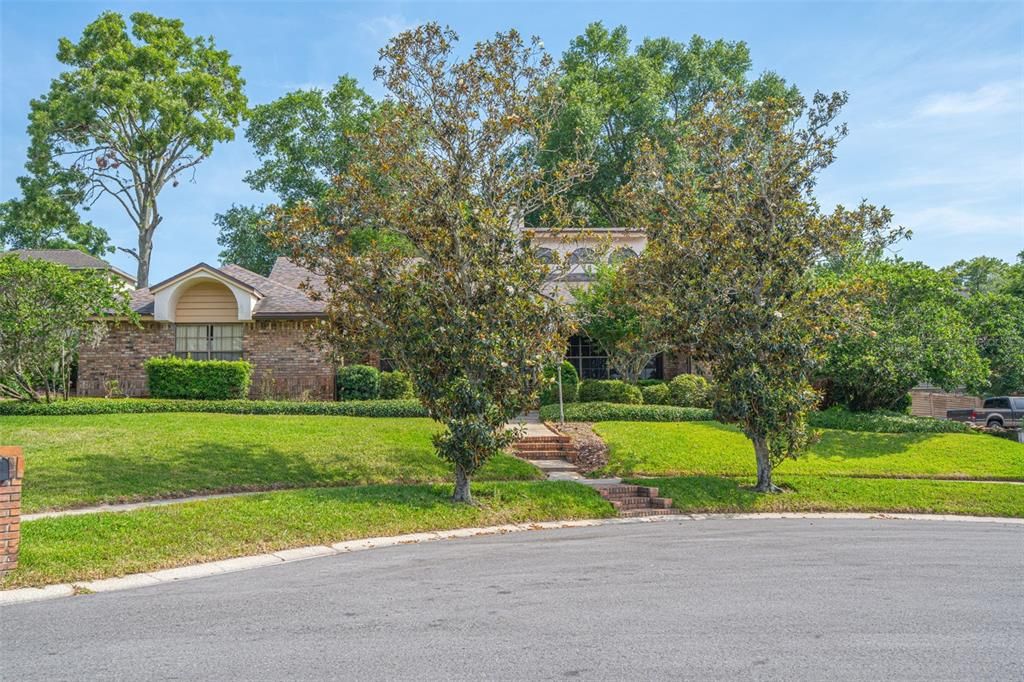 Active With Contract: $620,000 (4 beds, 3 baths, 2787 Square Feet)