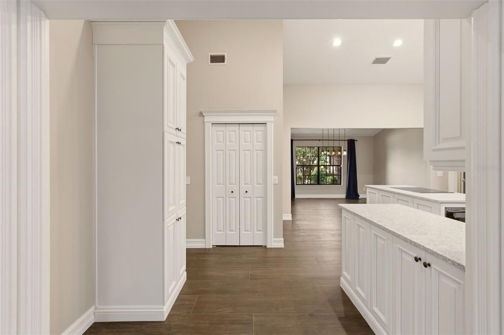 Active With Contract: $620,000 (4 beds, 3 baths, 2787 Square Feet)