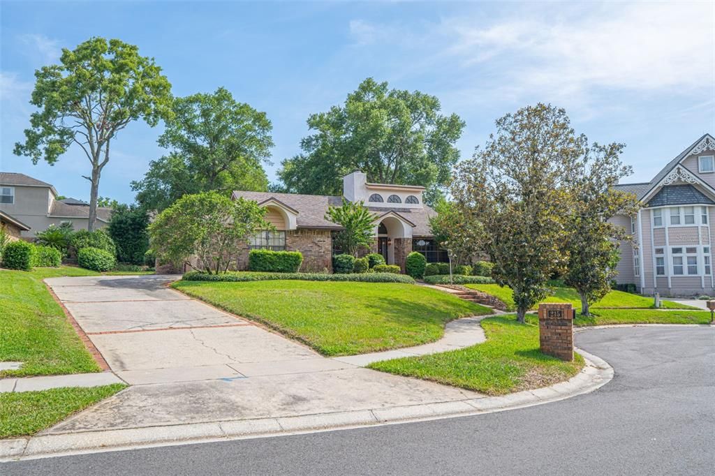 Active With Contract: $620,000 (4 beds, 3 baths, 2787 Square Feet)