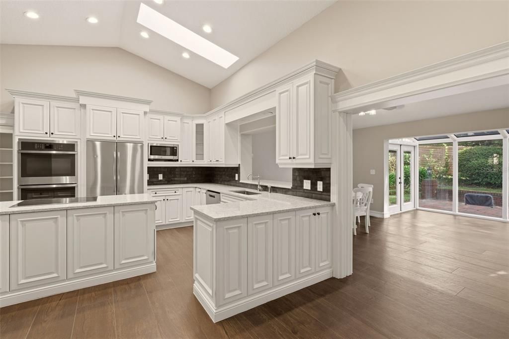 Active With Contract: $620,000 (4 beds, 3 baths, 2787 Square Feet)
