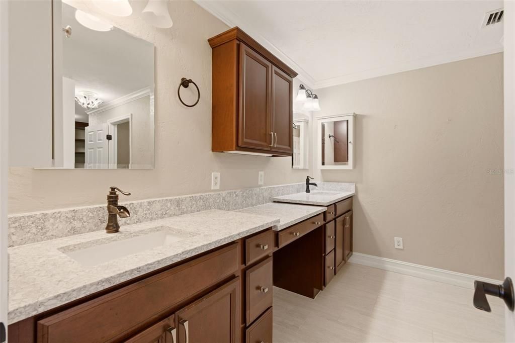 Active With Contract: $620,000 (4 beds, 3 baths, 2787 Square Feet)