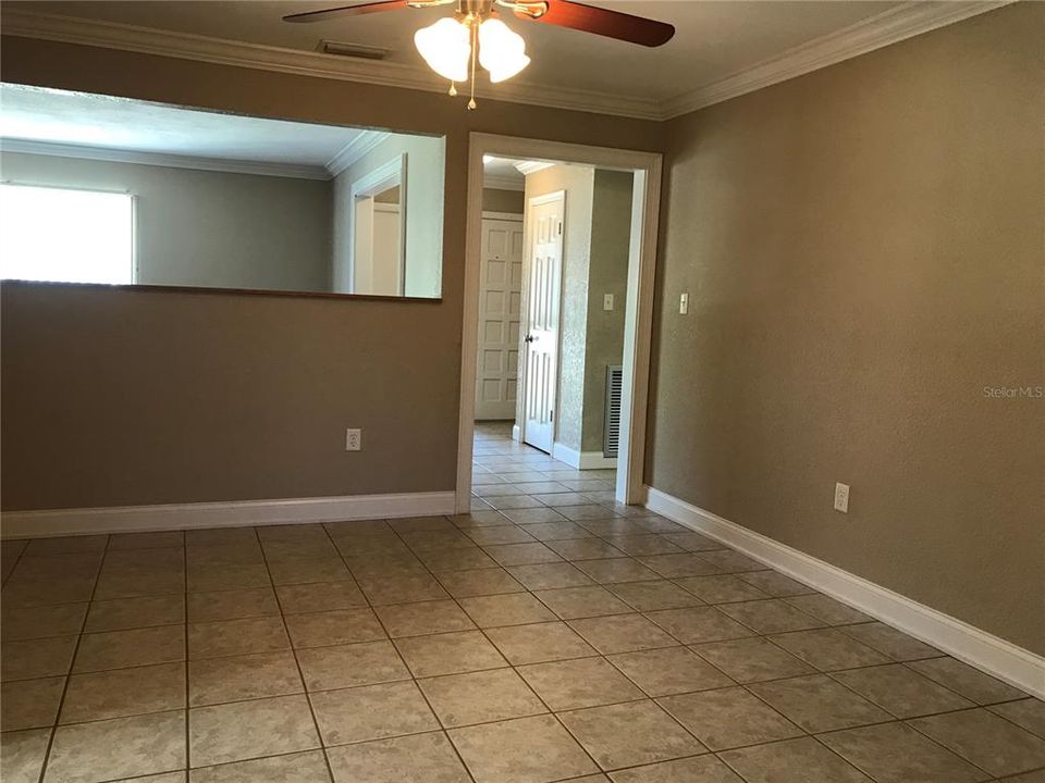 For Sale: $385,000 (3 beds, 2 baths, 1961 Square Feet)