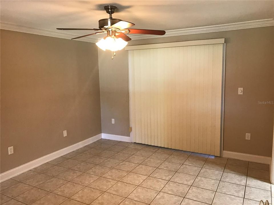 For Sale: $385,000 (3 beds, 2 baths, 1961 Square Feet)