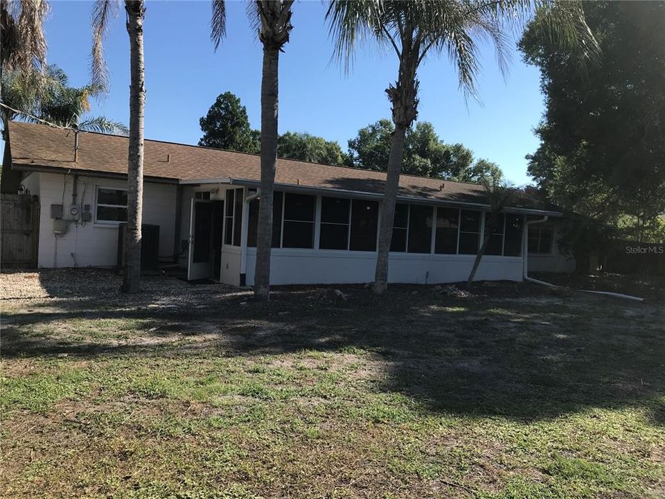 For Sale: $385,000 (3 beds, 2 baths, 1961 Square Feet)