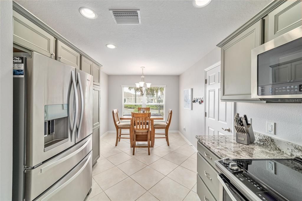 Activo con contrato: $669,000 (3 camas, 2 baños, 1903 Pies cuadrados)