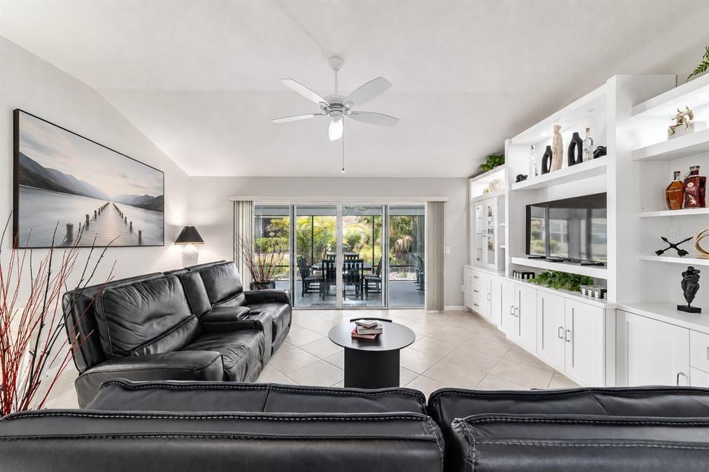 Activo con contrato: $669,000 (3 camas, 2 baños, 1903 Pies cuadrados)