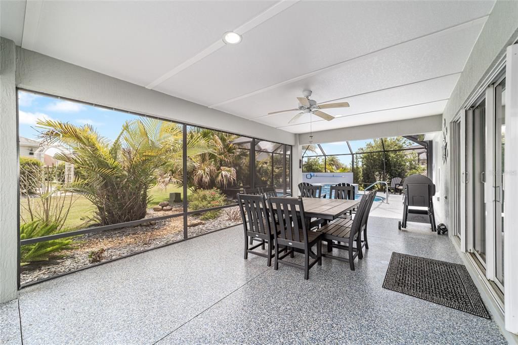 Activo con contrato: $669,000 (3 camas, 2 baños, 1903 Pies cuadrados)