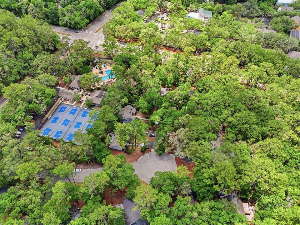 Activo con contrato: $279,900 (2 camas, 2 baños, 1040 Pies cuadrados)