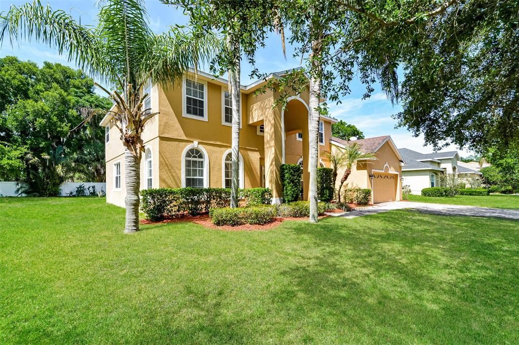 En Venta: $624,900 (5 camas, 3 baños, 4104 Pies cuadrados)