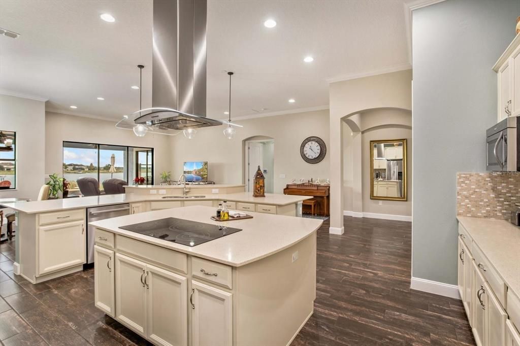 For Sale: $1,999,947 (5 beds, 4 baths, 3837 Square Feet)