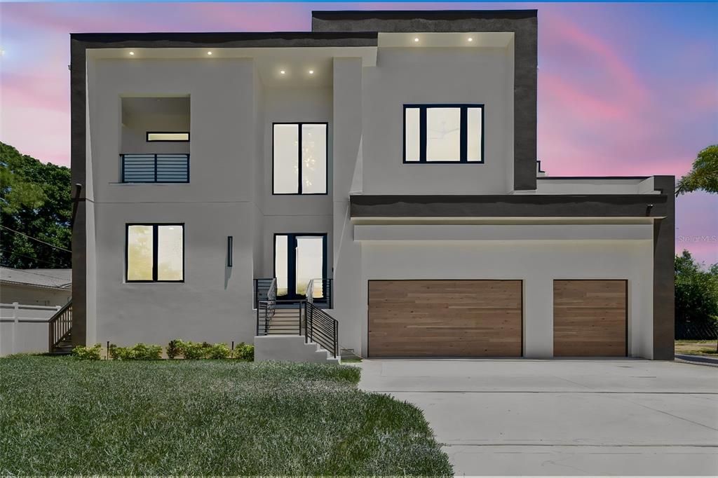 For Sale: $3,449,999 (6 beds, 5 baths, 5448 Square Feet)