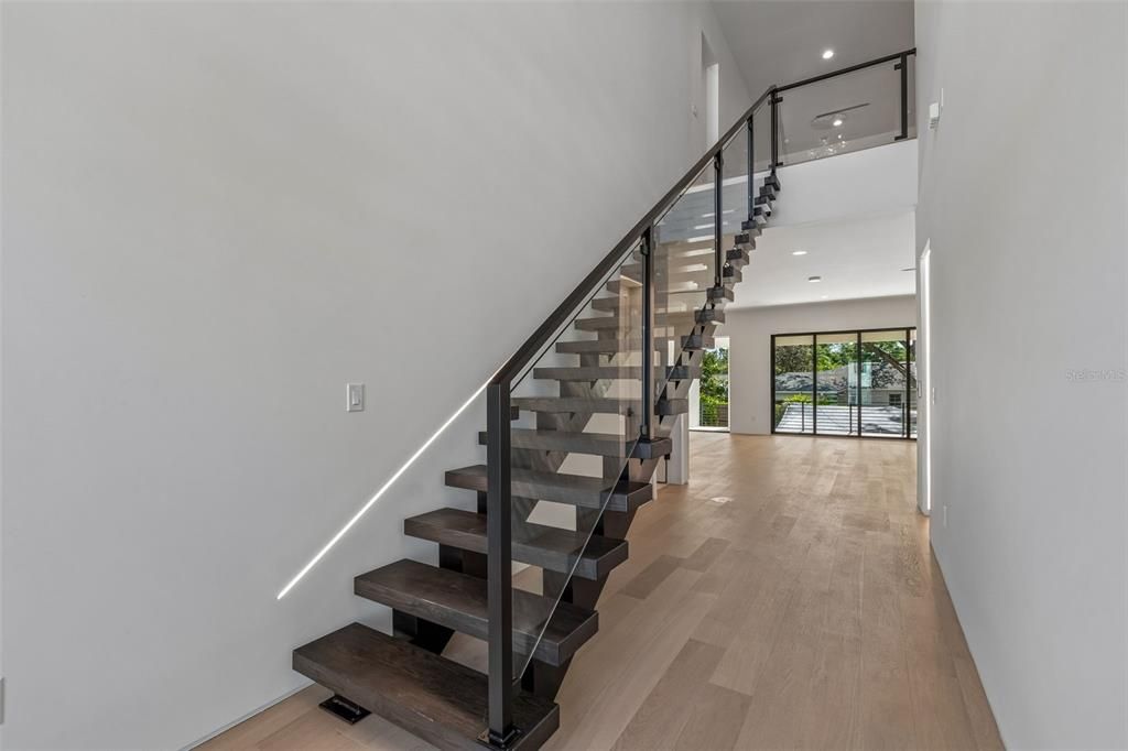 For Sale: $3,449,999 (6 beds, 5 baths, 5448 Square Feet)