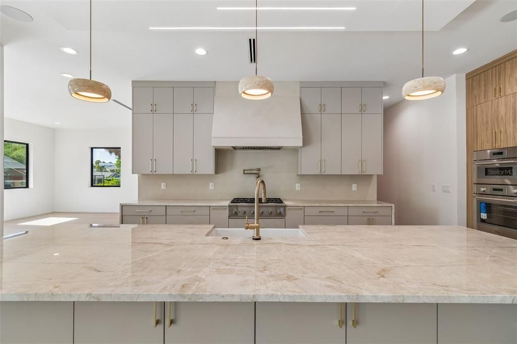 For Sale: $3,449,999 (6 beds, 5 baths, 5448 Square Feet)