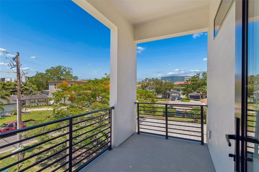 For Sale: $3,449,999 (6 beds, 5 baths, 5448 Square Feet)