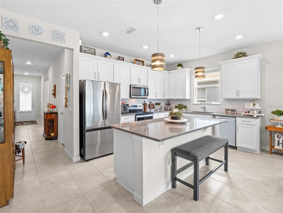 For Sale: $389,900 (4 beds, 2 baths, 1850 Square Feet)