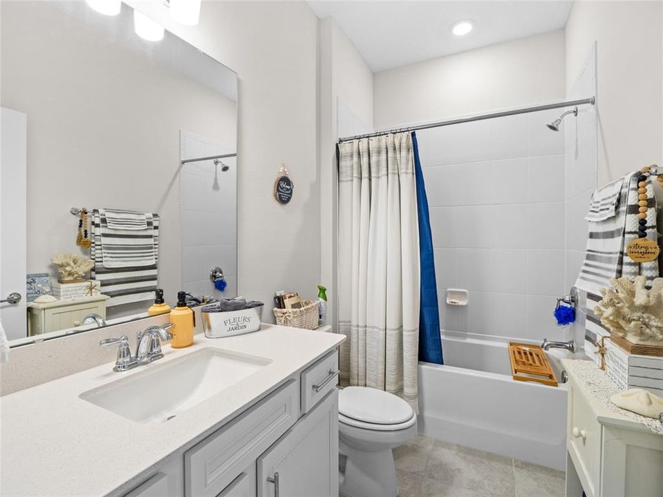 For Sale: $389,900 (4 beds, 2 baths, 1850 Square Feet)