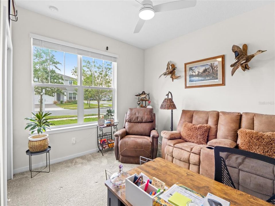 For Sale: $389,900 (4 beds, 2 baths, 1850 Square Feet)