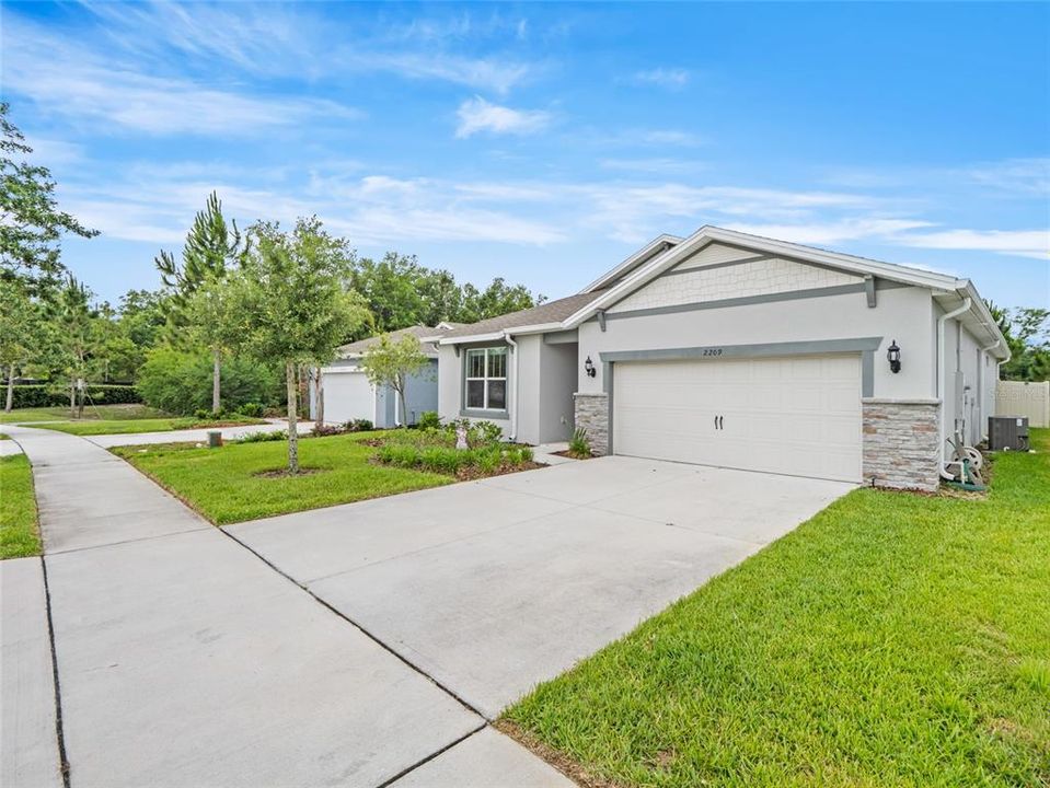 For Sale: $389,900 (4 beds, 2 baths, 1850 Square Feet)