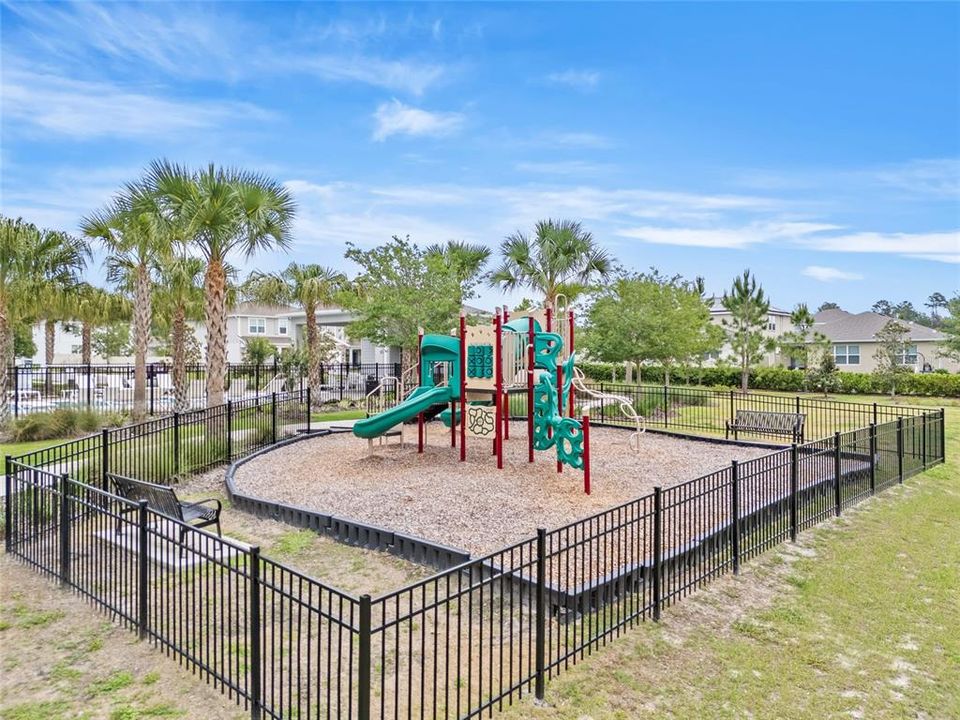 For Sale: $389,900 (4 beds, 2 baths, 1850 Square Feet)