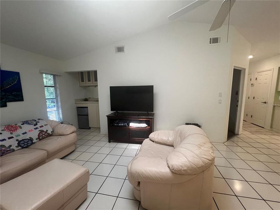 En Renta: $2,500 (3 camas, 2 baños, 1783 Pies cuadrados)