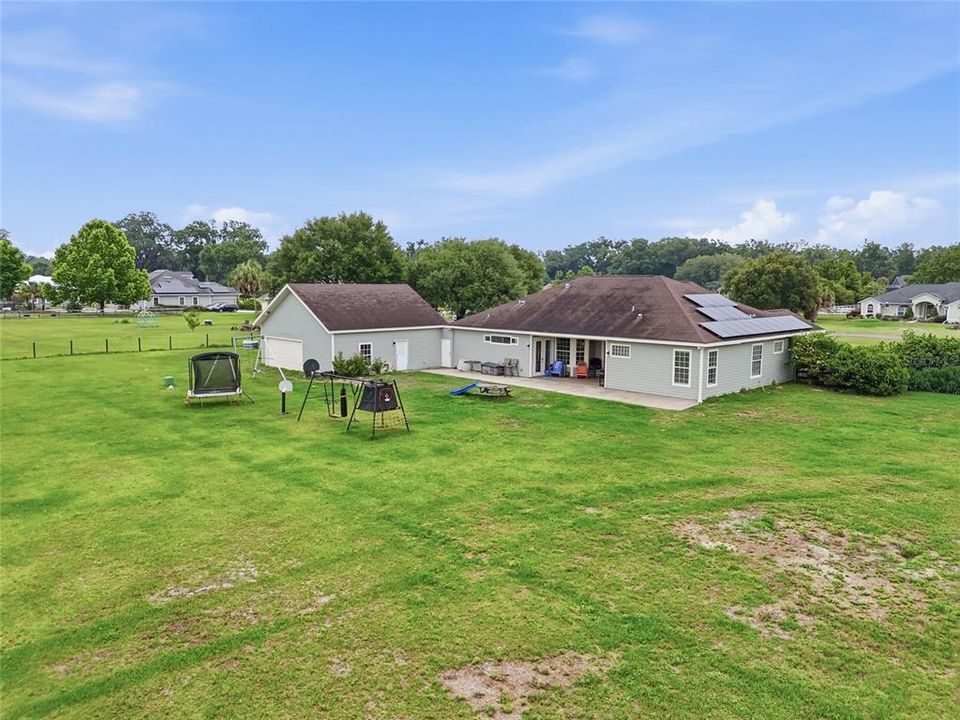 En Venta: $539,000 (4 camas, 3 baños, 2103 Pies cuadrados)