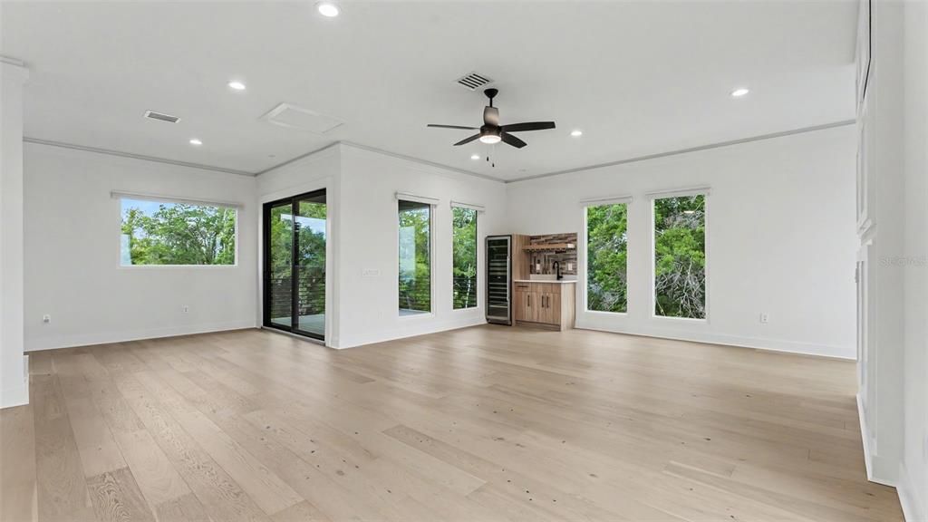 En Venta: $1,674,900 (4 camas, 3 baños, 3993 Pies cuadrados)