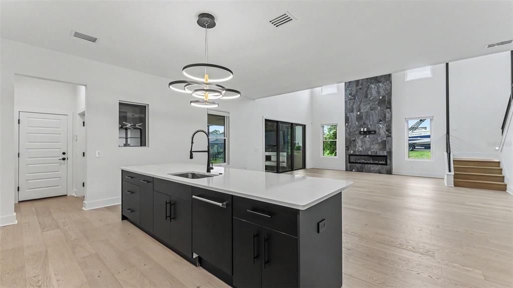 En Venta: $1,674,900 (4 camas, 3 baños, 3993 Pies cuadrados)