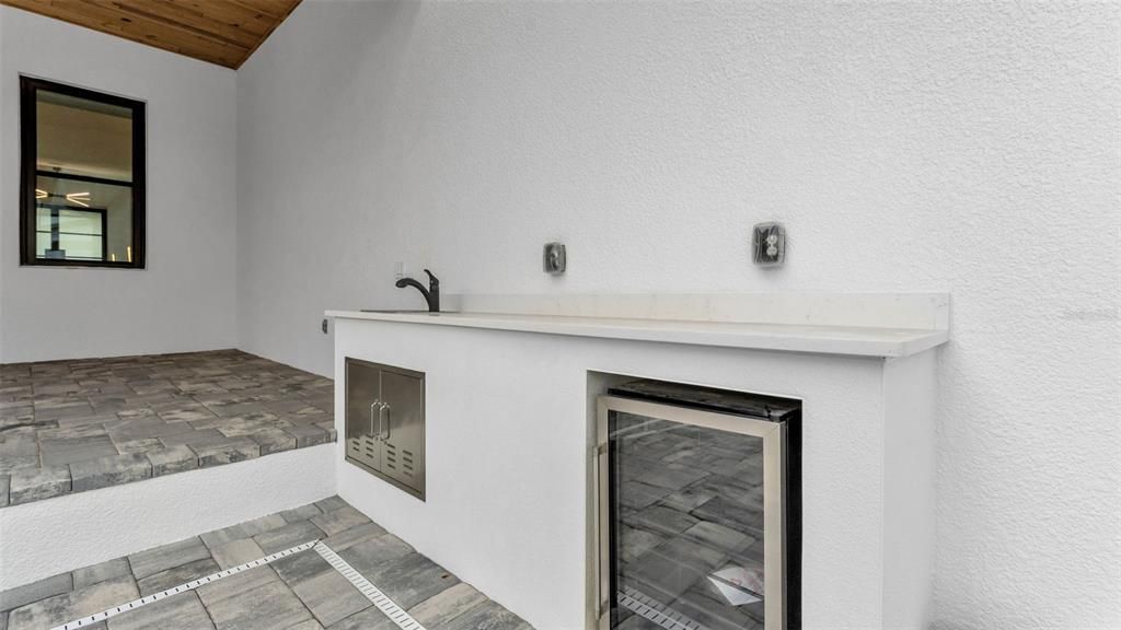 En Venta: $1,674,900 (4 camas, 3 baños, 3993 Pies cuadrados)
